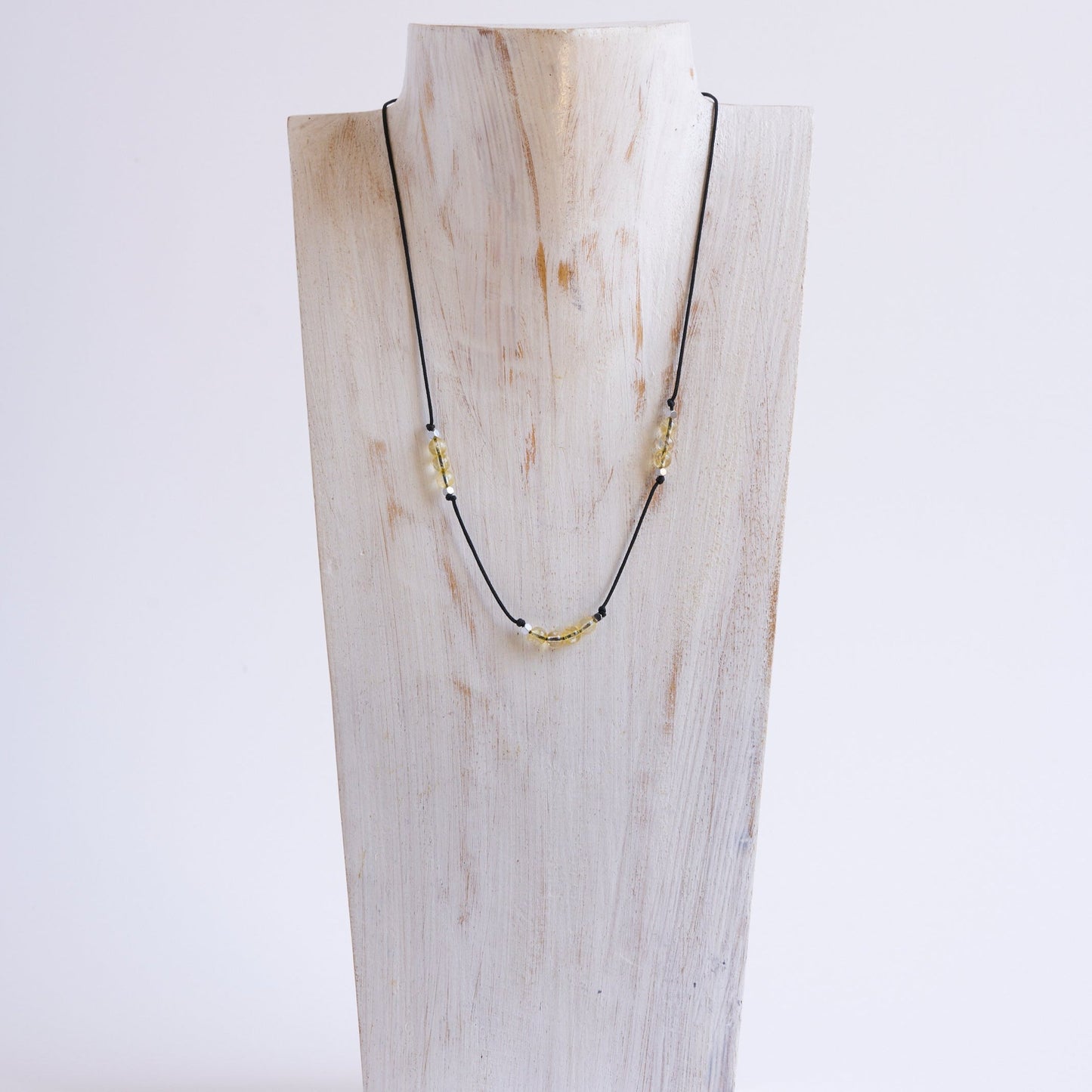 "Collar citrino", "piedra natal noviembre", "hecho a mano".