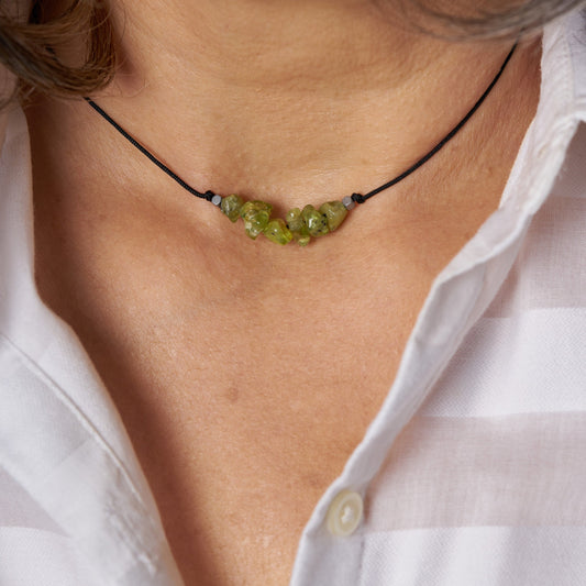 Collar con piedras de nacimiento mes de Agosto. - NellayComplements #