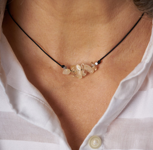 Collar con piedras de nacimiento mes de Noviembre. - NellayComplements #