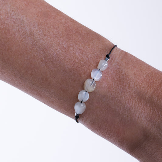 Pulsera con piedras de nacimiento mes de Junio. - NellayComplements #